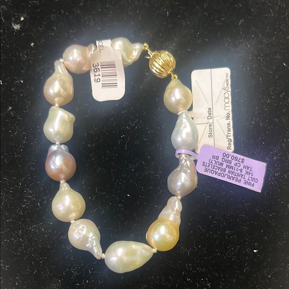 Elegant Multicolor Pearl Bracelet